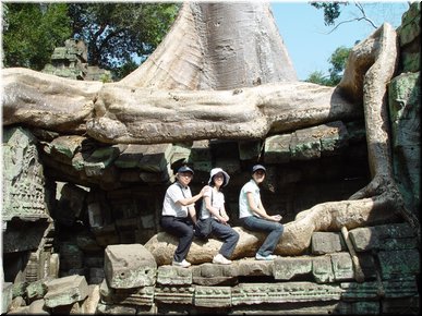 02 Riding a snake-like tree root.jpg