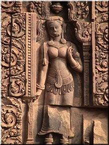01 A devata (femal deity).jpg