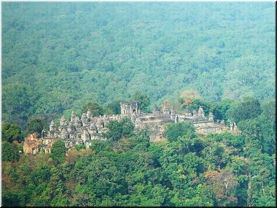 02-07-02 Balloon Ride --- Bayon seen from the balloon.jpg
