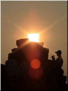 03-11-03 Phnom Bakheng --- A good shot with a tower shading the sun.jpg