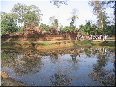 04-01-01 Banteay Srei --- A temple with delicate reliefs.jpg