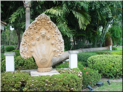 04-05-02 Sofitel Hotel --- A statue of a 7-headed naga.jpg