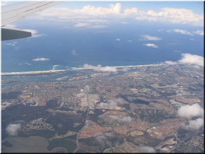 05 Flying over Gold Coast on way to Brisbane (taken by Meimei).jpg