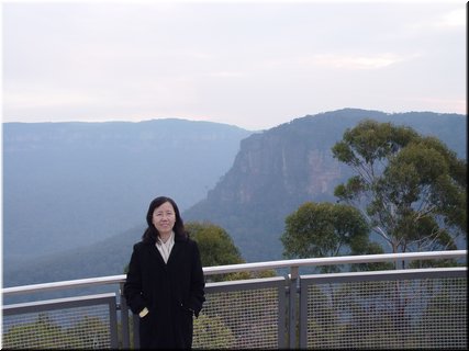 Day 2 - 08 Before Jamison Valley in Echo Point.jpg