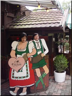 Day 5 - 09 Before lunch at Cuckoo Restaurant.jpg