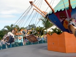 Rding'Swinger Zinger' in Dreamworld Theme Park