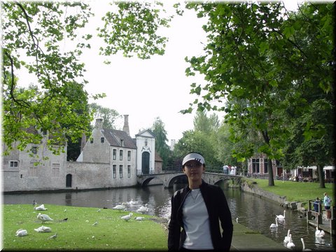 Day 04.16 (Belgium)-A pretty site at Minnewater (Lake of Love) in Bruges.jpg