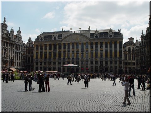 Day 05.06 (Belgium)-Residences of the Dukes of Brabant in Grand Place in Brussels.jpg