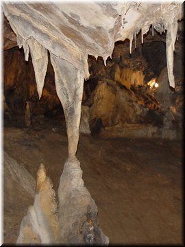 Day 06.01 (Belgium)-A set of stalactite stones seen in a stalactite cave at Han-sur-Lesse.jpg