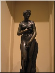 10 A Venus statue in Prado Museum.jpg