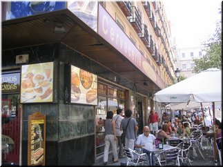01 Madrid --- 04 A restaurant where we had dinner.jpg