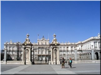 01 Madrid --- 09 The entrance.jpg