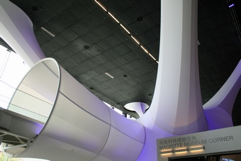 I-2-08-02-Belgium Pavilion - the architecture is about brain cells
