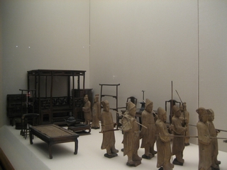 I-5-03-02-Miniatures found in tombs of Min Dynasty
