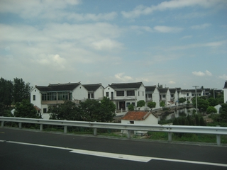 I-6-01-02-Typical road side houses on the way to Suzhou