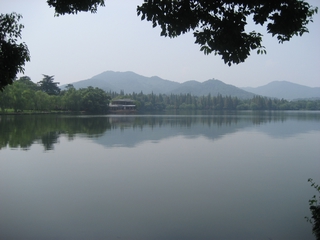 I-8-02-02-The lake is more or less like the Sun Moon Lake but larger