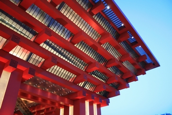 02-The front of each horizontal column has an ancient Chinese character