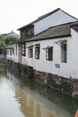 24-Houses at a riverside