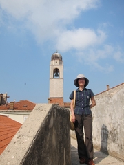 D12_01-09-02_A pretty shot on the wall of the fort of Dubrovnik (Croatia)