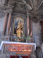 D07_01-09-01_Cathedral of St. James - interior 3 (Sibenik, Croatia)