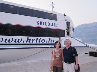 D09_03-01-02_After getting off the boat at Korcula Port (Korcula Island, Croatia)