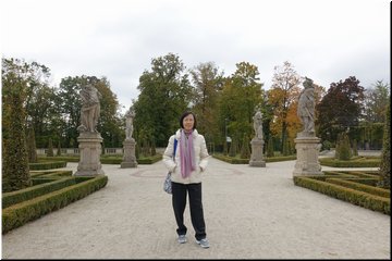 D03-02-03_In the garden of Wilanow Palace.jpg