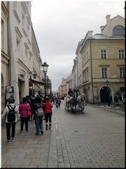 D05-08-02_On way to Krakow Old Town.jpg