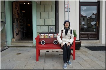 D08-08-02_Strolling around Main Square in Bratislava Old Town.jpg