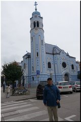 D08-11-02_Little Blue Church (St. Elizabeth Church) in Bratislava.jpg