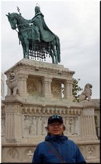 D09-02-02_Buda Castle Hill --- Statue of St. Stephen, King of Hungary.jpg