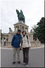 D09-02-01_Buda Castle Hill --- Statue of St. Stephen, King of Hungary.jpg
