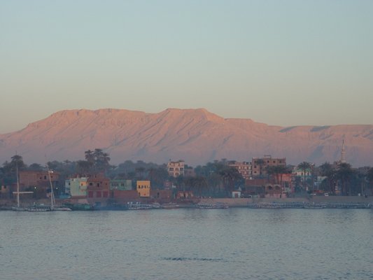 Egypt 2004---D06-01-03 Morning scene of West Luxor seen from cruise ship in Nile River.jpg