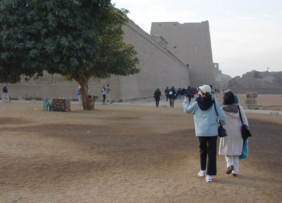 Egypt 2004---D07-03-01 Approaching the Temple of Edfu with magnificent walls full of carvings.jpg