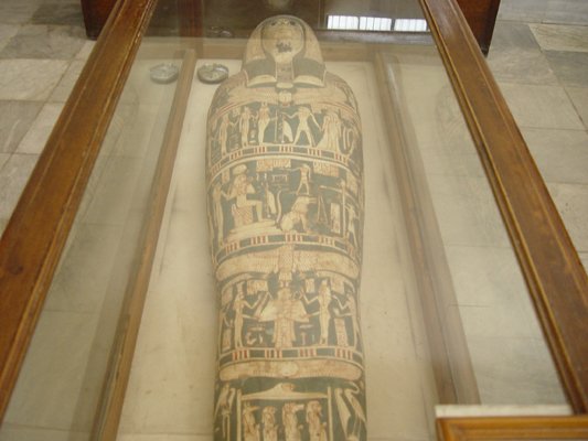 Egypt 2004---D11-03-04 A mummy coffin in Graeco-Roman Museum in Alexandria.jpg