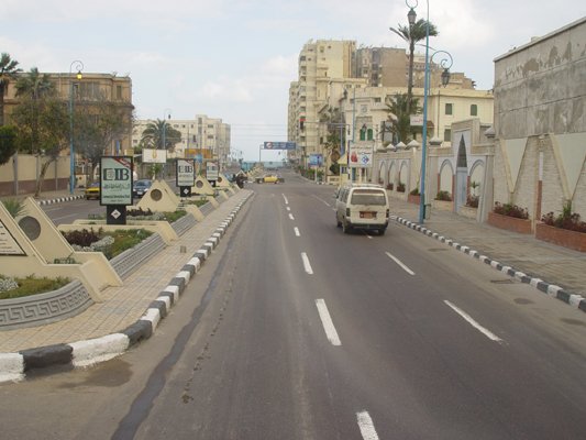 Egypt 2004---D11-07-01 A scene of downtown Alexandria.jpg