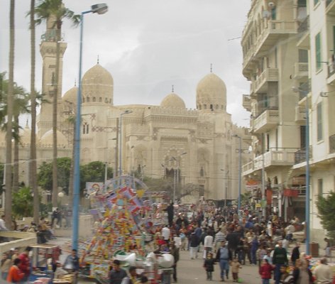 Egypt 2004---D11-07-02 A crowded street neat a mosque.jpg