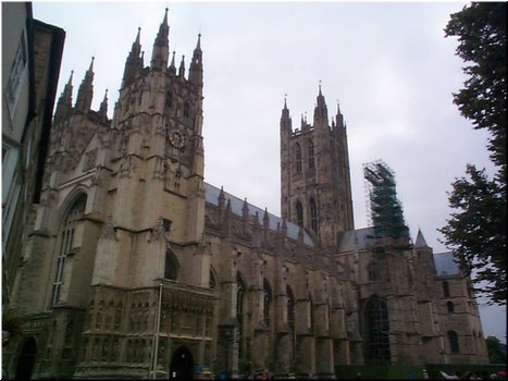 04 Canterbury Cathedral in Canterbury, UK.jpg