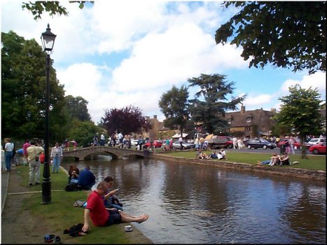 26 Burton-on-the-Water, UK.jpg