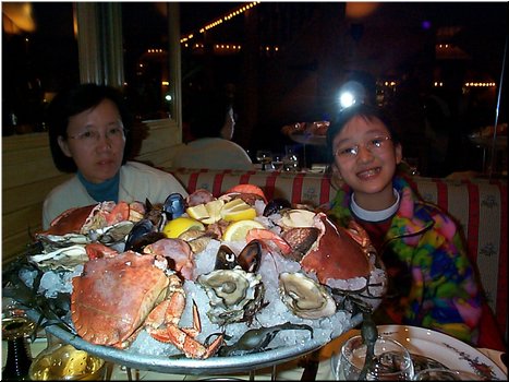 04-07-04-01 The sea food dinner in Paris.jpg