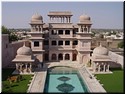 05 A palace at a swimming pool.jpg