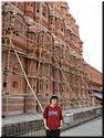02 There are 953 windows for royal ladies to peep into streets (taken by Chih-Hua).jpg