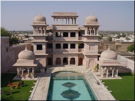 Day 2 --- 02-05 Mandawa Castle (A palace).jpg