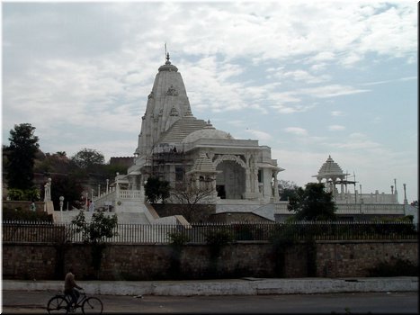 Day 3 --- 01-01 Birlar Lakshmi Narayan Temple, Jaipur (a private temple).jpg