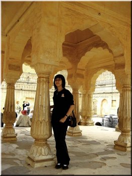 Day 4 --- 02-10 Amber Fort (inner Diwan-i-Am).jpg