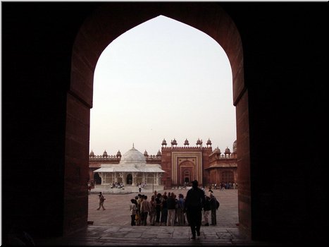 Day 4 --- 03-02 Fatehpur Sikri (A glance at interior courtyard).jpg