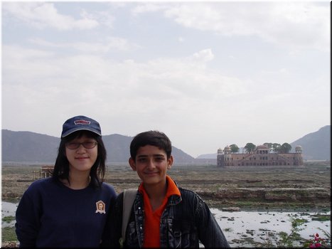 Day 4 --- 04-01 Way to Agra (Jal Mahal - Water Palace - near Jaipur).jpg