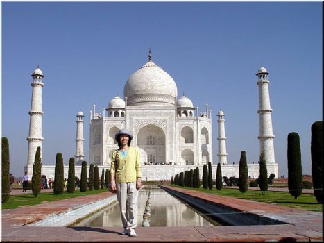 Day 5 --- 01-02 Taj Mahal (main building).jpg