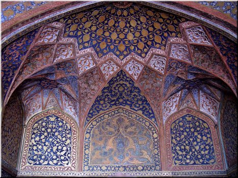 Day 6 --- 01-04 Akbar's Mausoleum (delicate ceiling paintings in tomb hall).jpg
