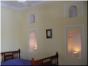 03 A wall in the room.jpg