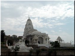 01 Birla Lakshmi Narayan Temple (White Temple) in Jaipur.jpg